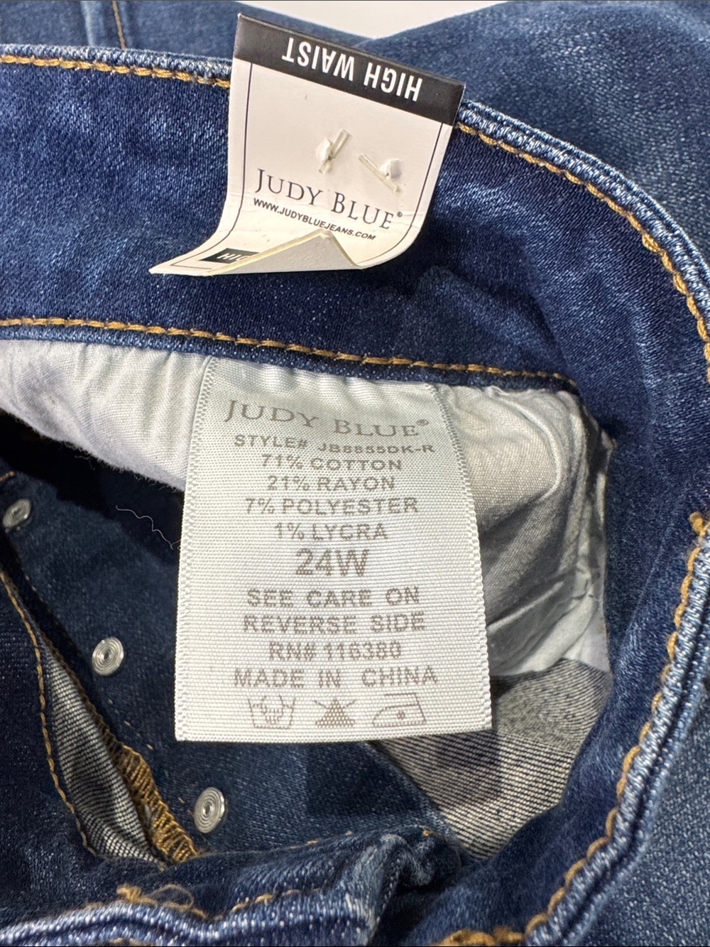 NEW Judy Blue Plus Women's 24W Sienna Classic Button Fly Ankle Skinny Denim Jean - Picture 8 of 8
